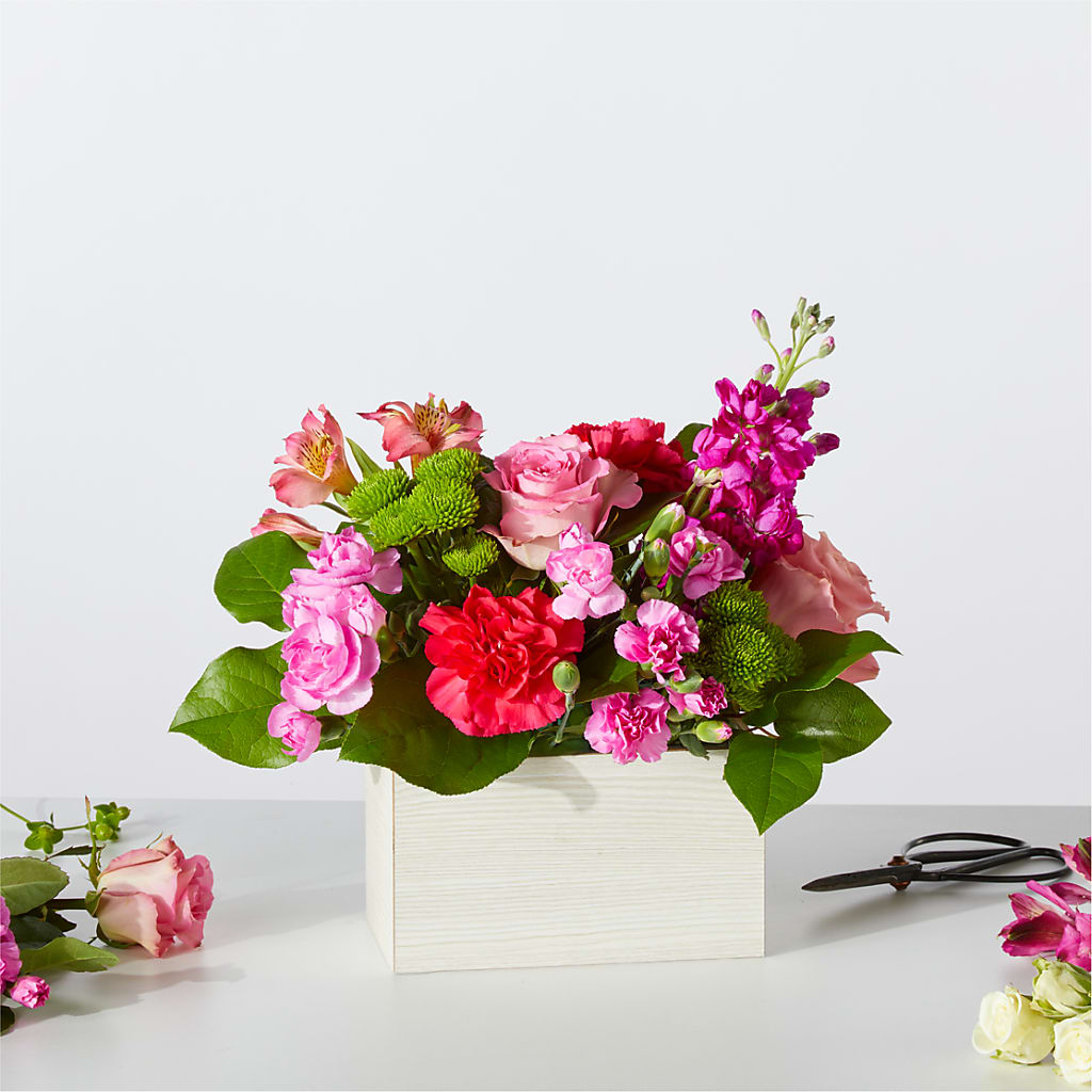 Sweetberry Box – A Florist Original – MILLER'S FLOWERS, Racine WI