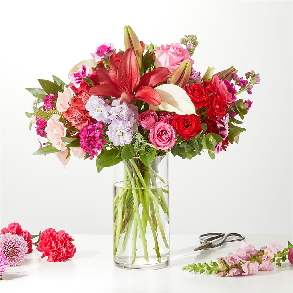 Swooning Over You - A Luxury Florist Original – MILLER'S FLOWERS, Racine WI
