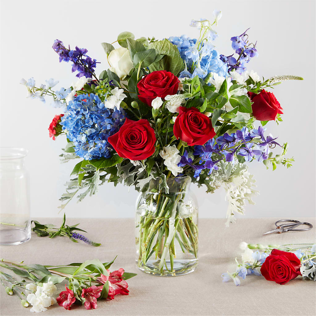 Star Spangled - A Florist Original – MILLER'S FLOWERS, Racine WI