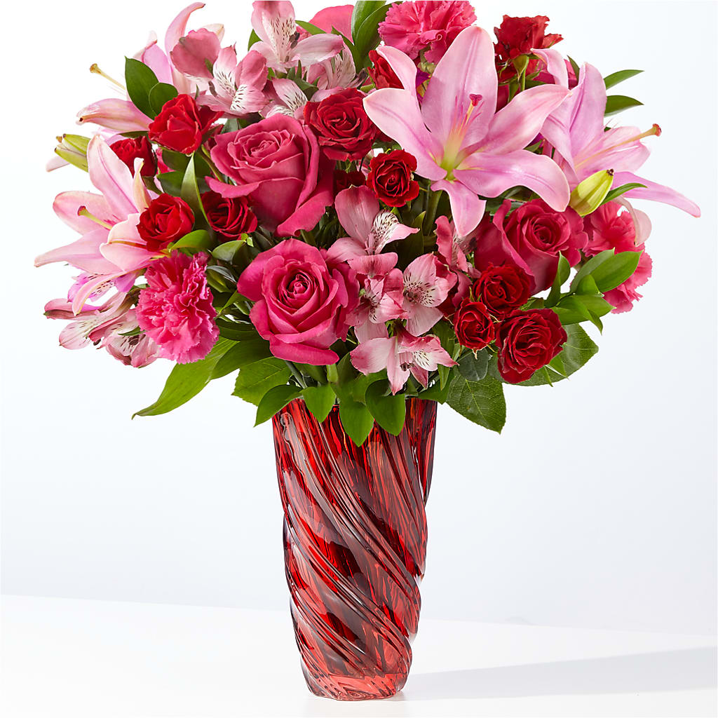 In Love Bouquet with Luxe Swirl Vase – MILLER'S FLOWERS, Racine WI