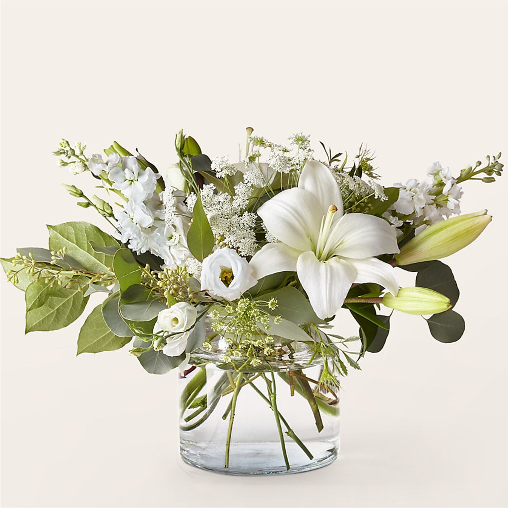 Alluring Elegance Bouquet – MILLER'S FLOWERS, Racine WI