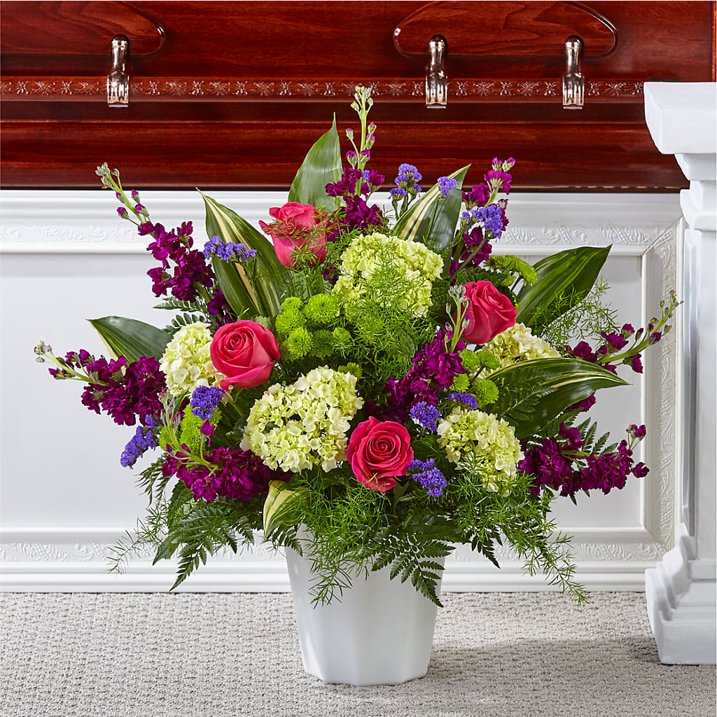 Beautiful Horizons Floor Basket – MILLER'S FLOWERS, Racine WI