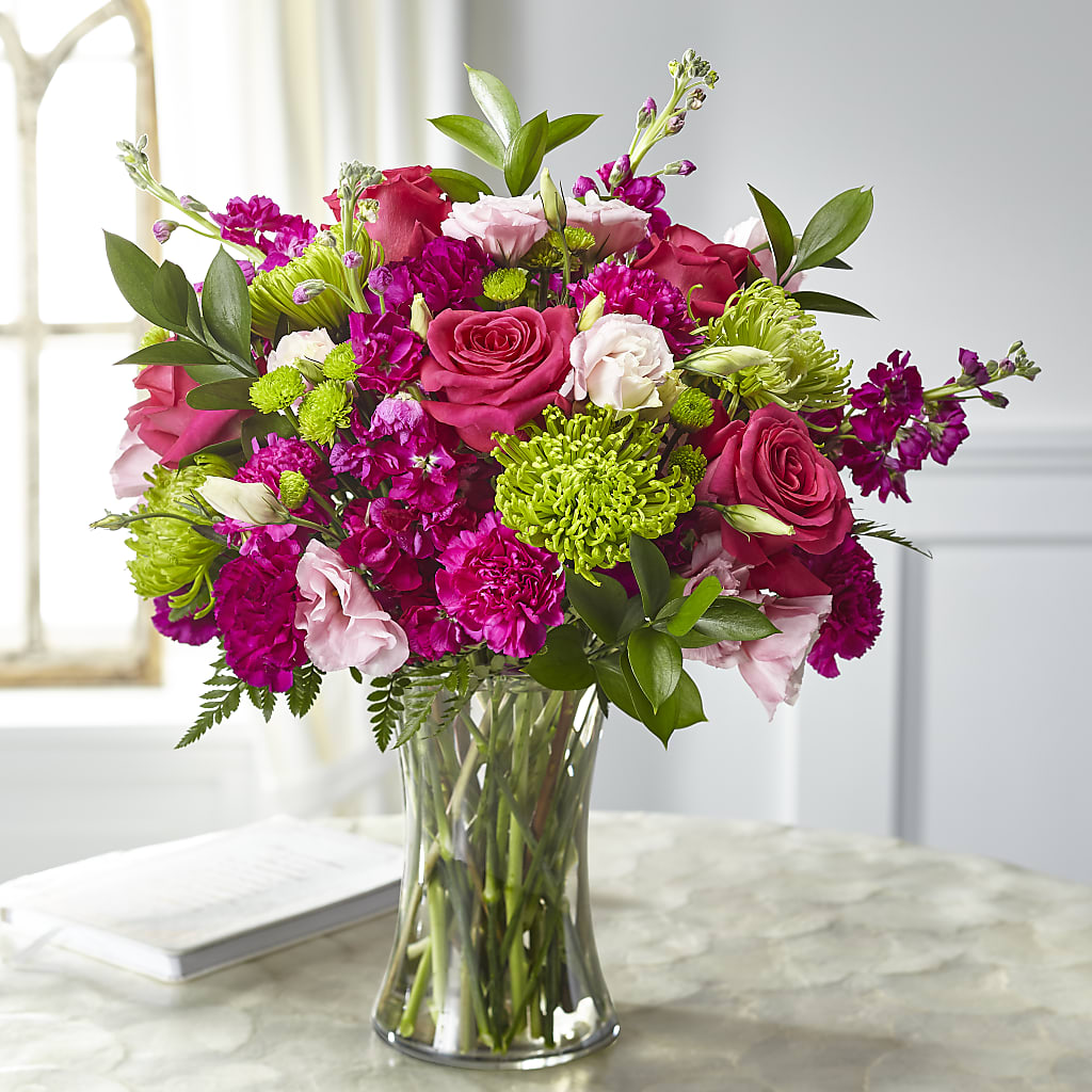 Everlasting Embrace Bouquet – MILLER'S FLOWERS, Racine WI