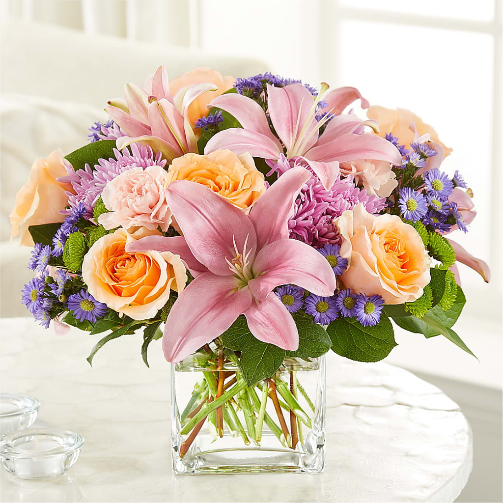 Delicate Details Bouquet – MILLER'S FLOWERS, Racine WI