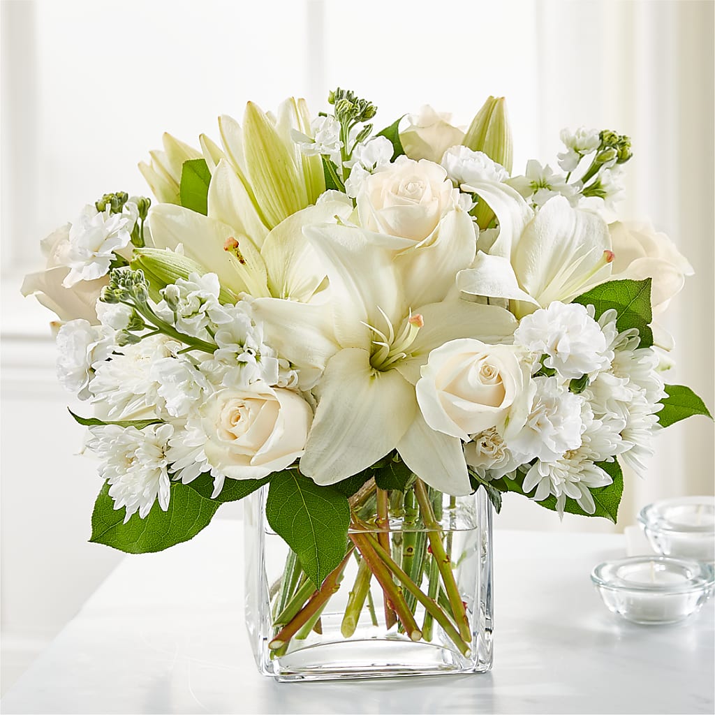 Gentle Breeze Bouquet – MILLER'S FLOWERS, Racine WI