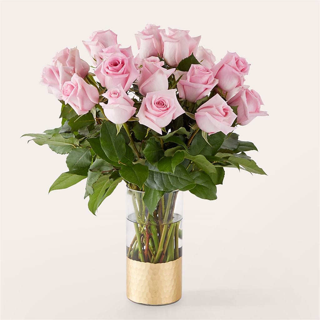 Picture Perfect Pink Rose Bouquet – MILLER'S FLOWERS, Racine WI