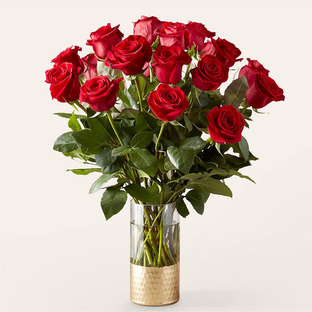 Classic Love Red Rose Bouquet – MILLER'S FLOWERS, Racine WI