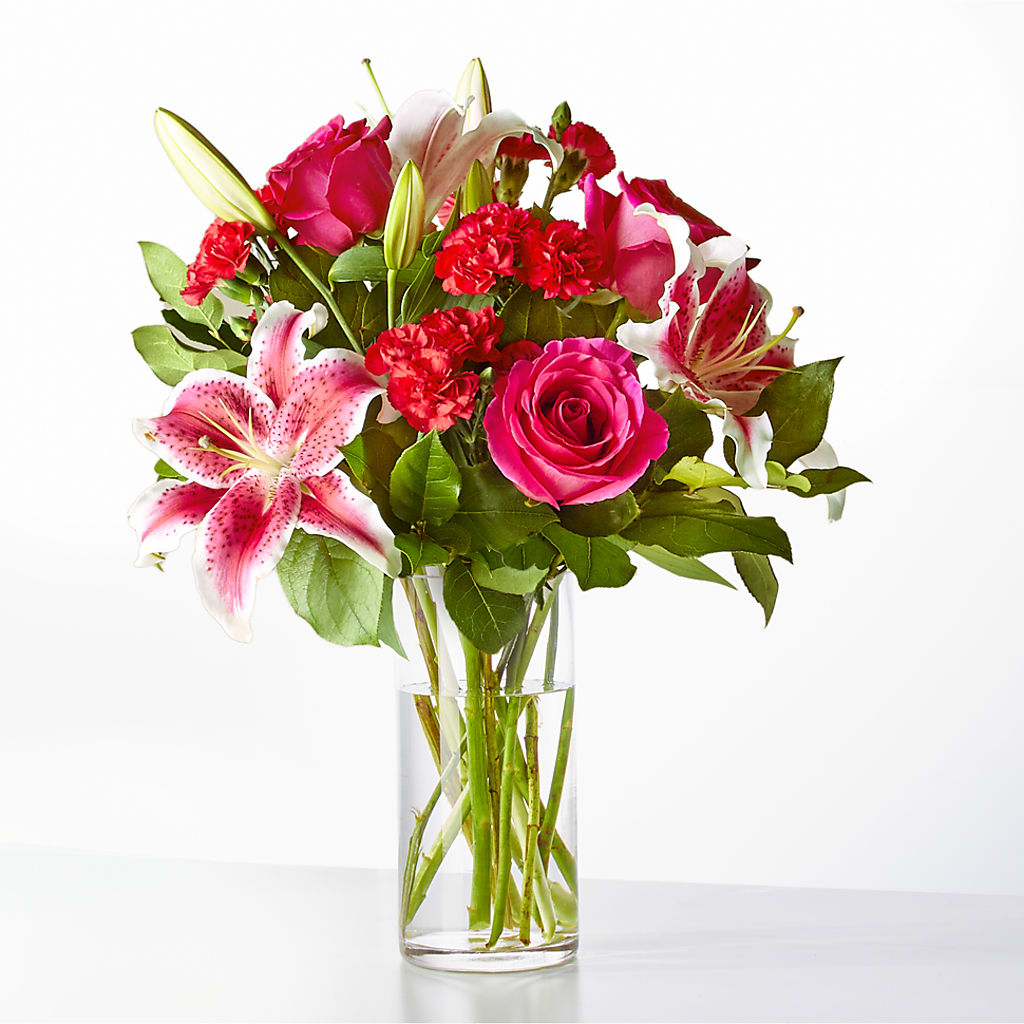 Love at First Sight Bouquet – MILLER'S FLOWERS, Racine WI