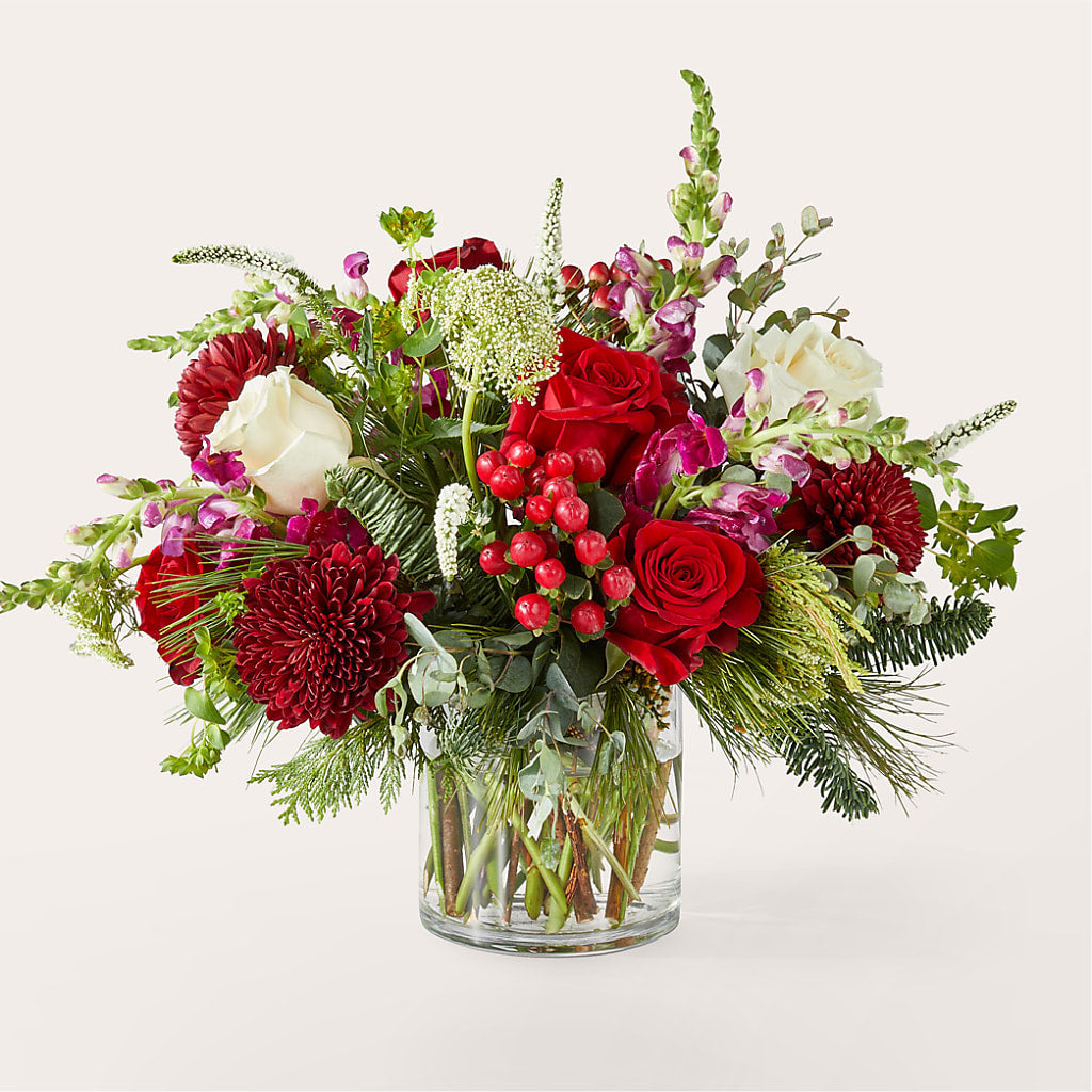 Cranberry Fizz Bouquet – MILLER'S FLOWERS, Racine WI