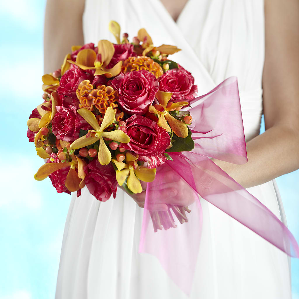 Brilliant Shades of Love Bouquet – MILLER'S FLOWERS, Racine WI