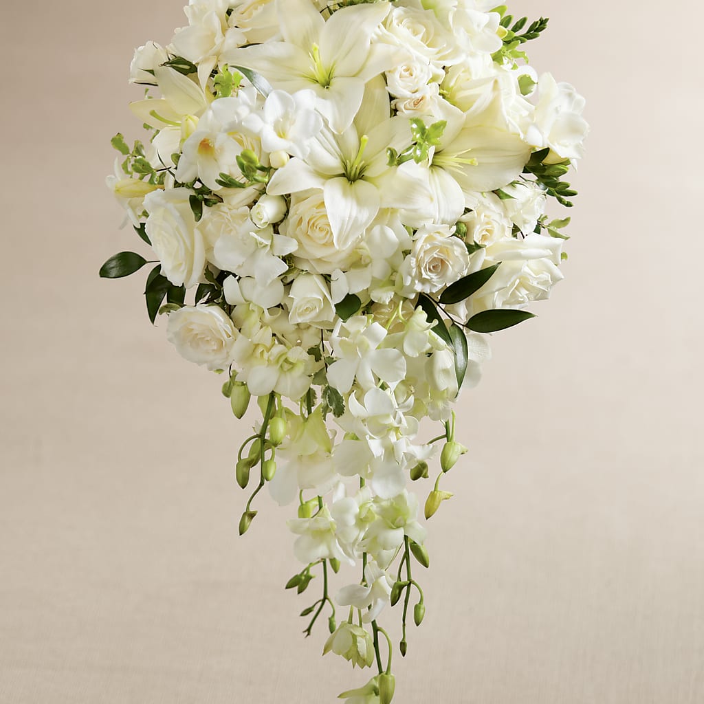White Wonders Bouquet – MILLER'S FLOWERS, Racine WI