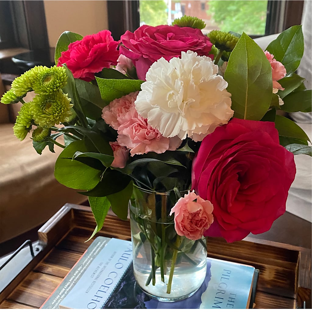 Sweet & Pretty Bouquet – MILLER'S FLOWERS, Racine WI