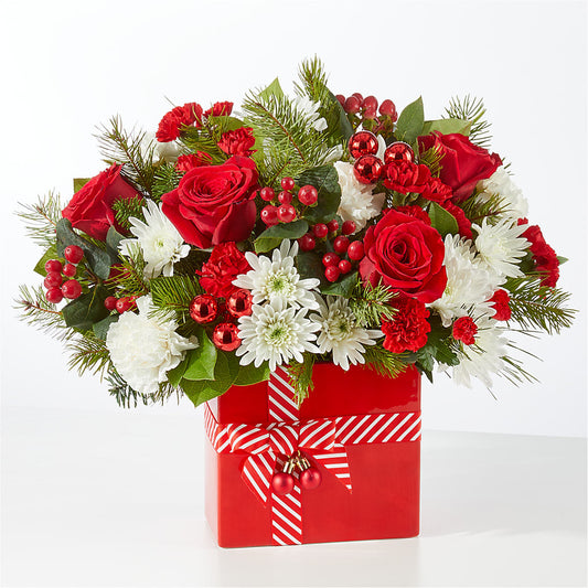 Presents Under the Tree Bouquet – MILLER'S FLOWERS, Racine WI