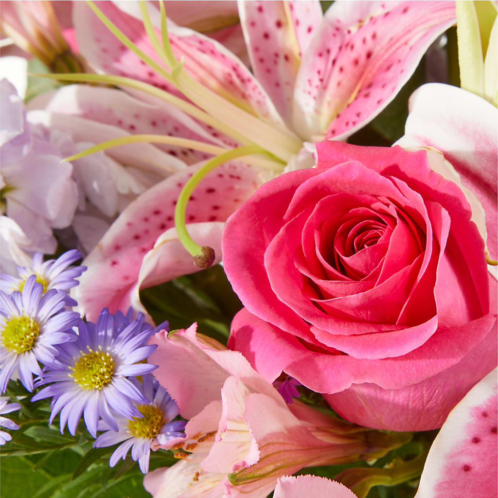 Pressing Petals Bouquet – MILLER'S FLOWERS, Racine WI