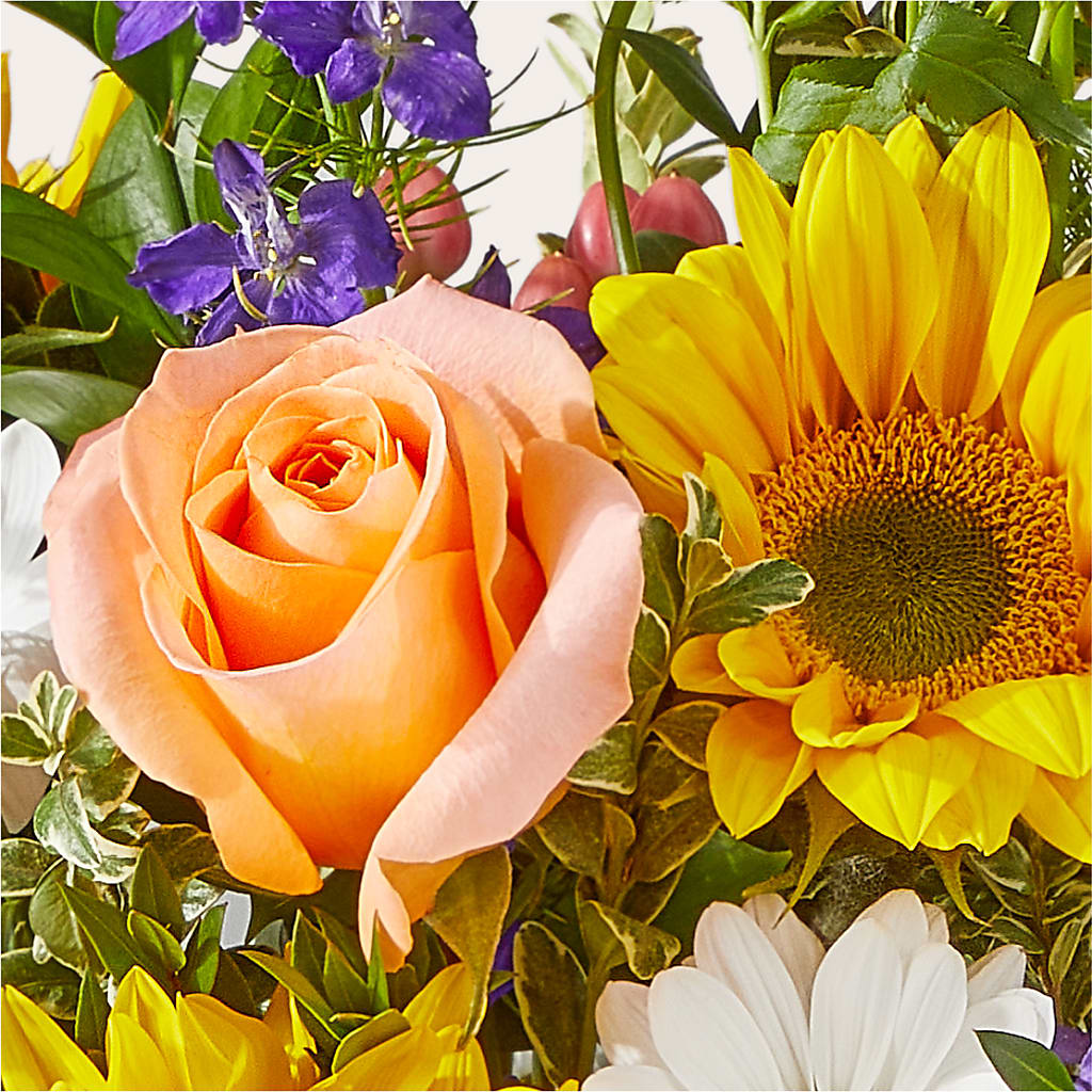 The Good Life Bouquet – MILLER'S FLOWERS, Racine WI