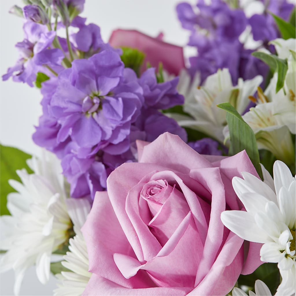 Garden of Peace Bouquet – MILLER'S FLOWERS, Racine WI
