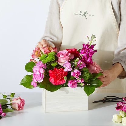 Sweetberry Box – A Florist Original – MILLER'S FLOWERS, Racine WI