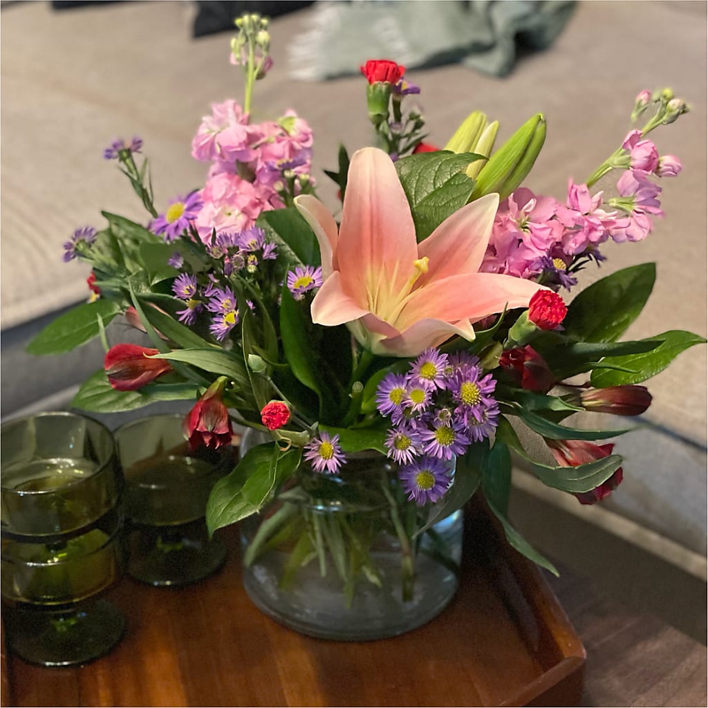 Romantique Bouquet – MILLER'S FLOWERS, Racine WI