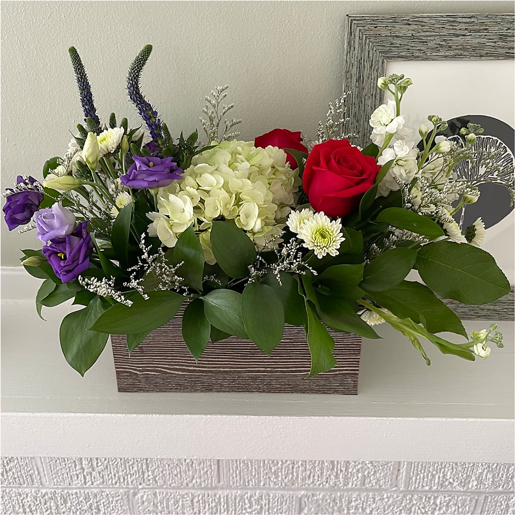 Sweet Magnolia Bouquet – MILLER'S FLOWERS, Racine WI