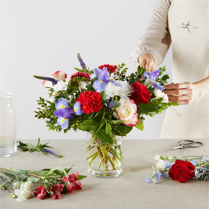 Star Spangled - A Florist Original – MILLER'S FLOWERS, Racine WI