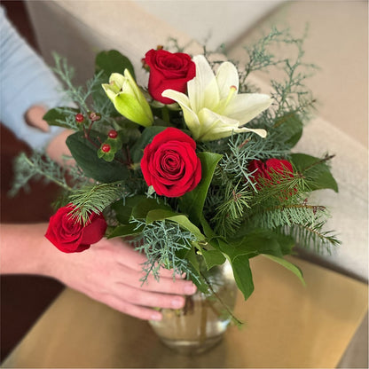 Glittering Lights Bouquet – MILLER'S FLOWERS, Racine WI