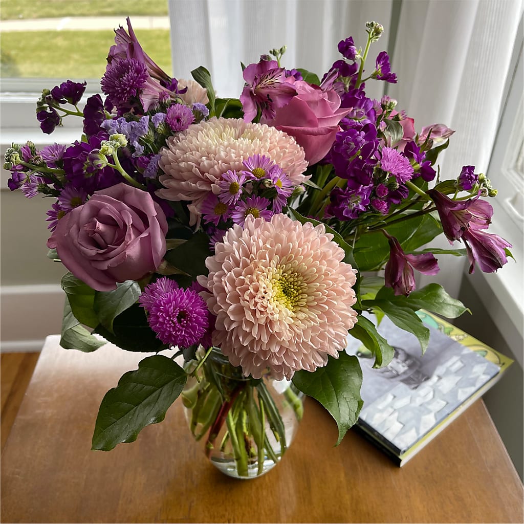 Ultraviolet Bouquet – MILLER'S FLOWERS, Racine WI