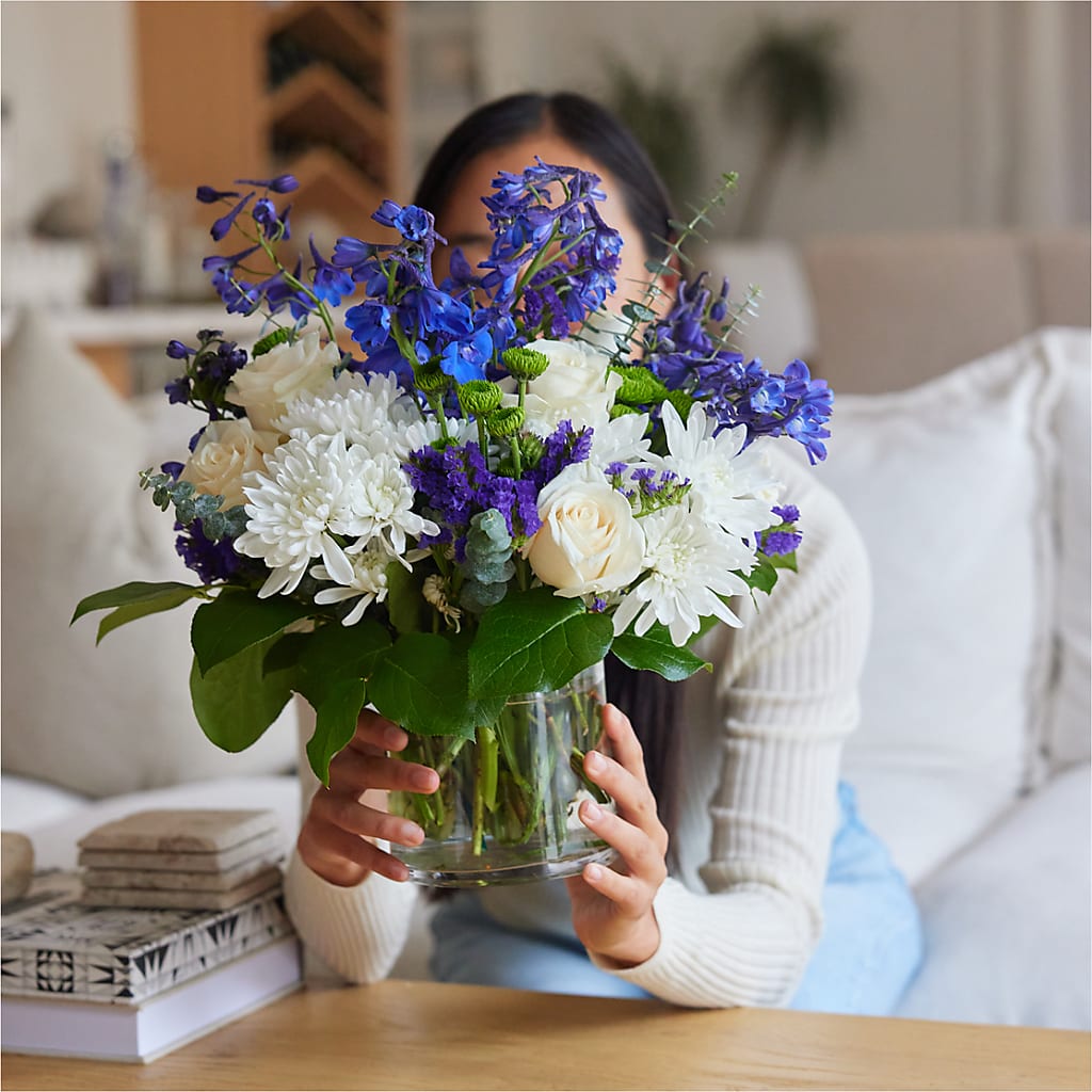 Cerulean Waves Bouquet – MILLER'S FLOWERS, Racine WI