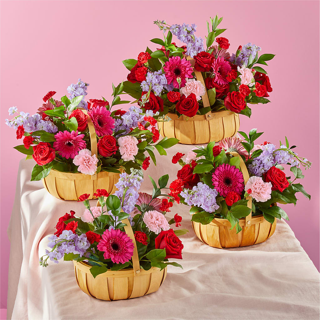 Pink Picnic Basket – MILLER'S FLOWERS, Racine WI