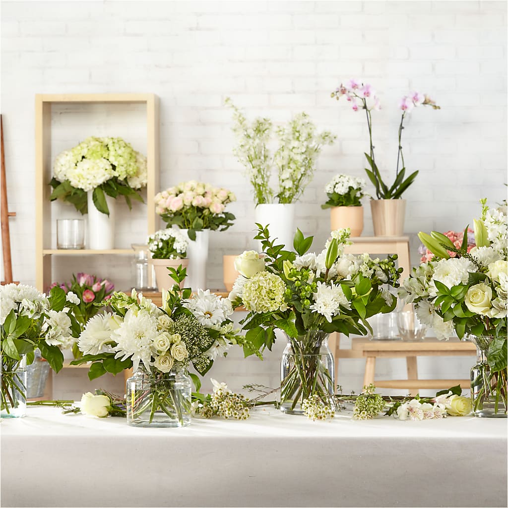Classic Ivory – A Florist Original – MILLER'S FLOWERS, Racine WI