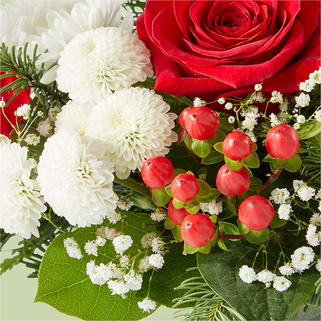 Chance of Flurries Bouquet – MILLER'S FLOWERS, Racine WI