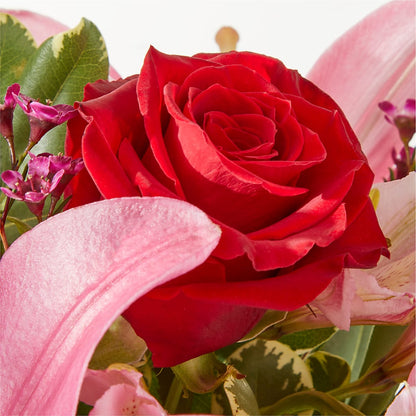 Lucky in Love Bouquet – MILLER'S FLOWERS, Racine WI