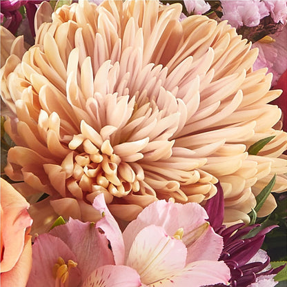 Berry Cobbler Bouquet – MILLER'S FLOWERS, Racine WI