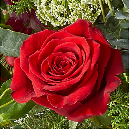 Cranberry Fizz Bouquet – MILLER'S FLOWERS, Racine WI
