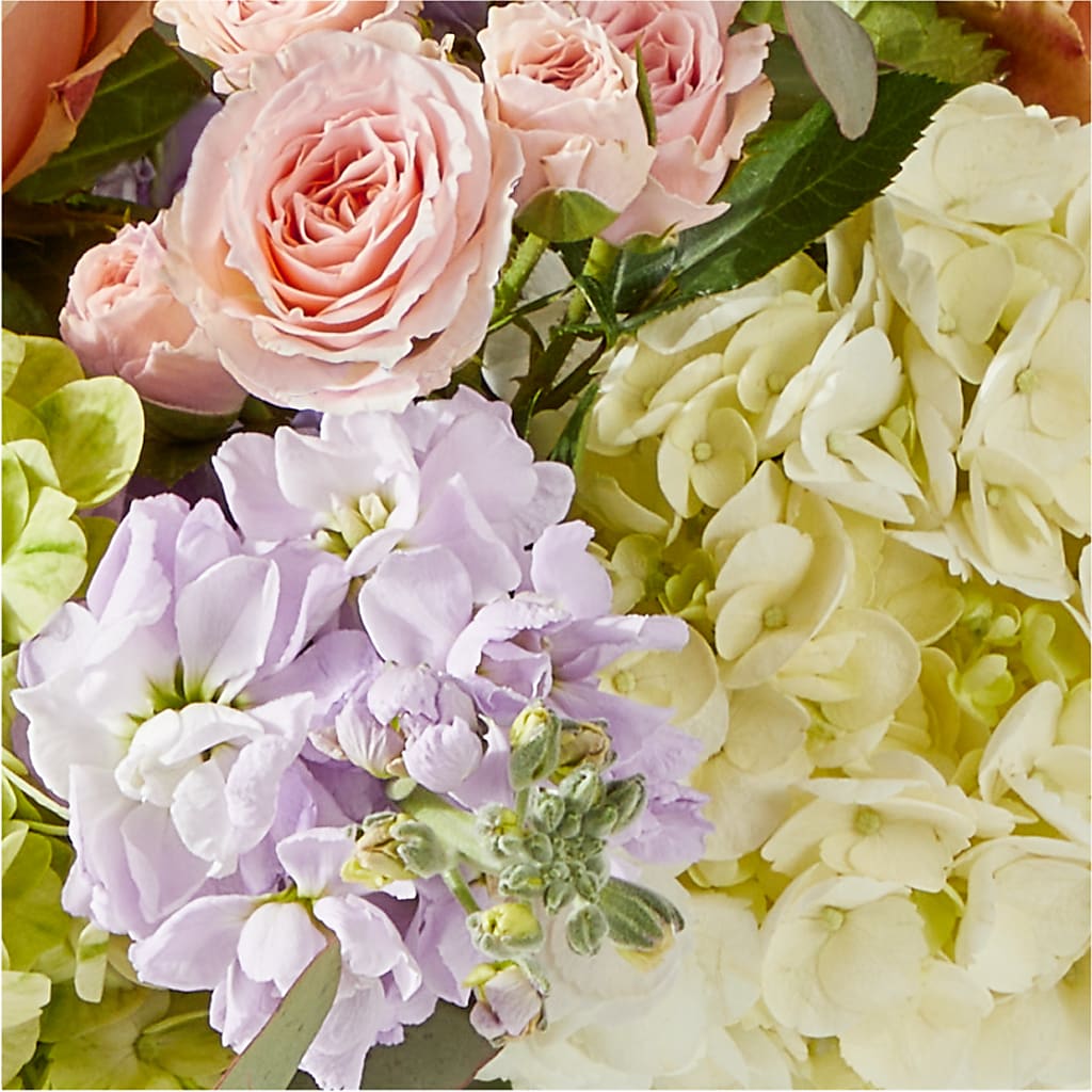 Porch Swing Bouquet – MILLER'S FLOWERS, Racine WI