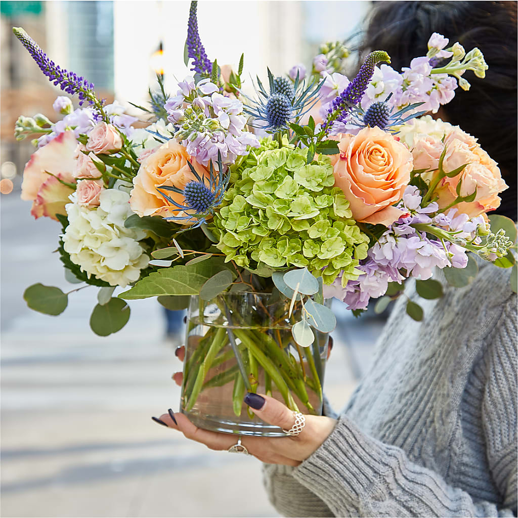 Porch Swing Bouquet – MILLER'S FLOWERS, Racine WI