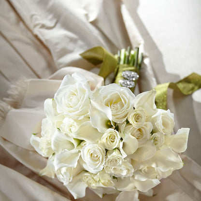 Serene Highness Bouquet – MILLER'S FLOWERS, Racine WI